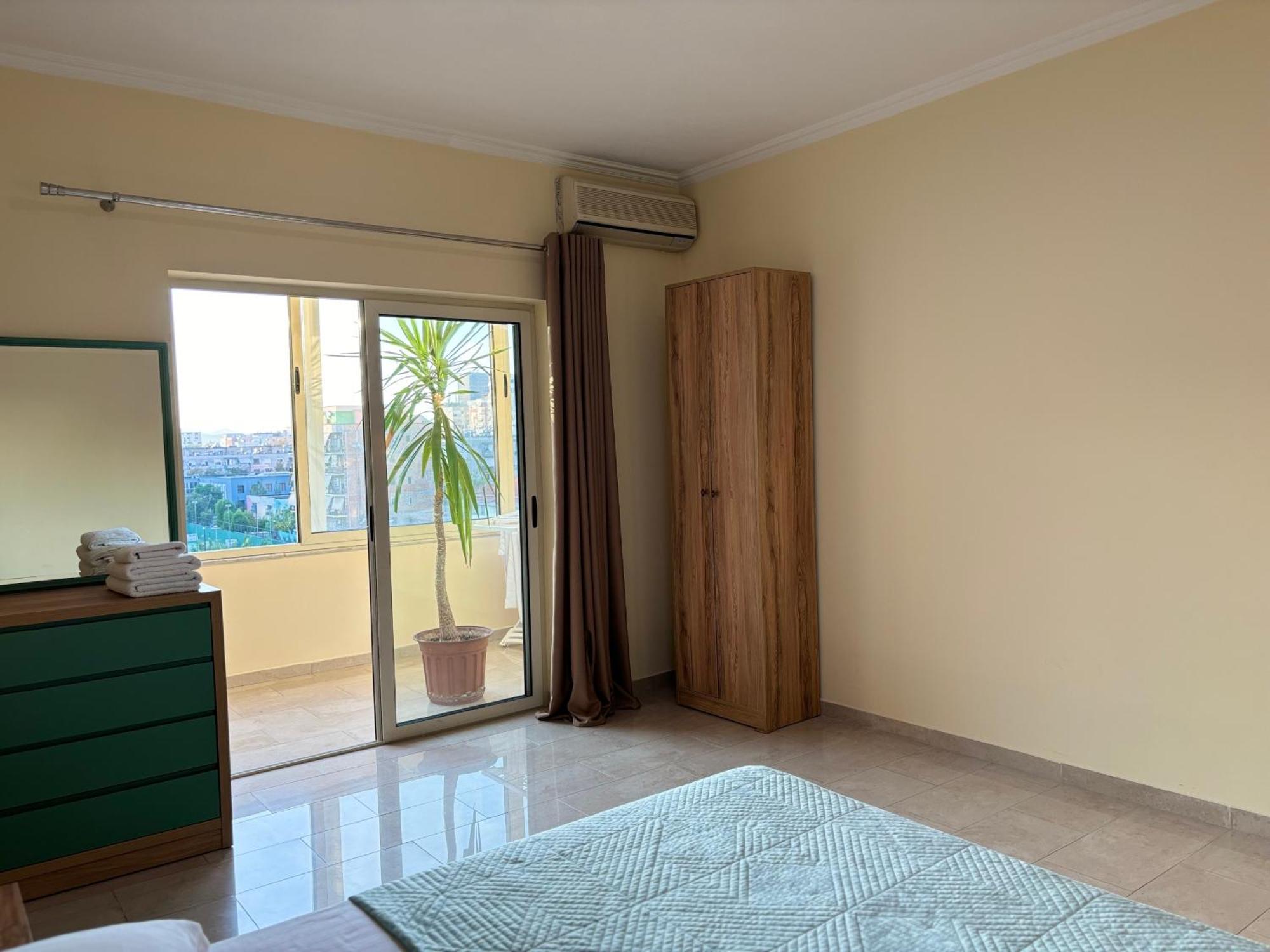 Tam 2Bdr Center Taiwan Apartment Tiranë Luaran gambar